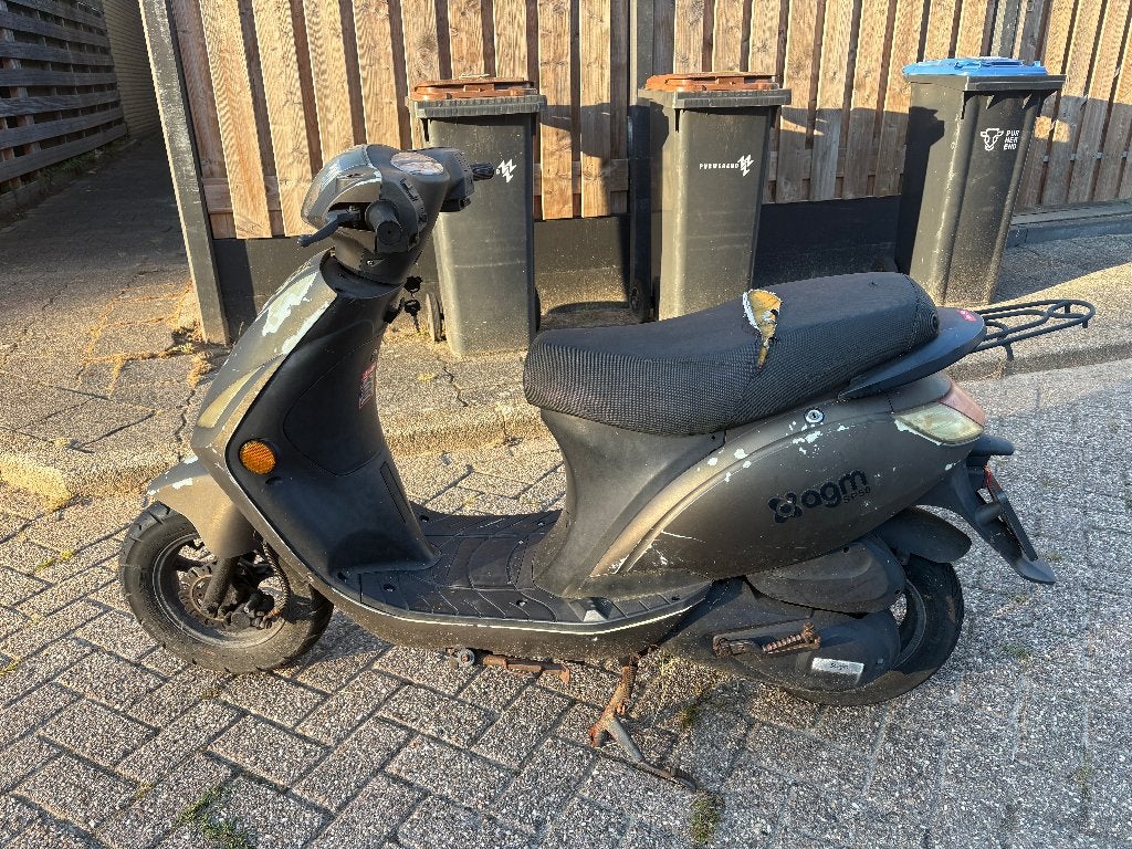 AGM SP50 scooter, Ophalen, Gebruikt, Maximaal 45 km/u, 1 versnellingen