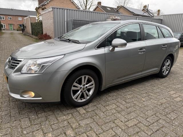 Toyota Avensis wagon 1.8 VVTi 2010 CLIMA new model 6 bak, Auto's, 1385 kg, 4 cilinders, Origineel Nederlands, Handgeschakeld