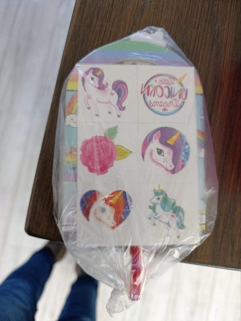 Setje eenhoorns kleurboekje potlood unicorn erop en tattoos, Ophalen of Verzenden, Nieuw, Knutselen