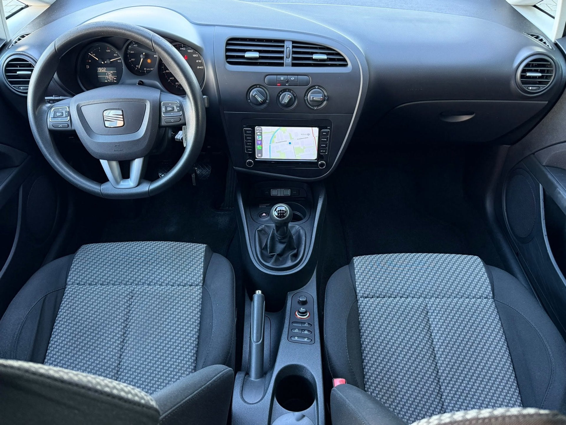SEAT Leon 1.2 TSI Ecomotive Businessline|Apple carplay, Auto's, Voorwielaandrijving, Verwarmde buitenspiegels, Stof, Gebruikt