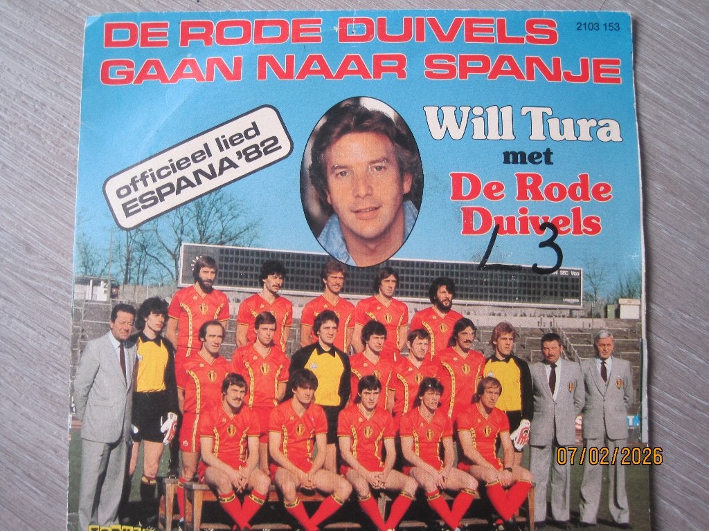 Will Tura met De Rode Duivels, Fotohoes, 7 inch, Ophalen of Verzenden, Zo goed als nieuw