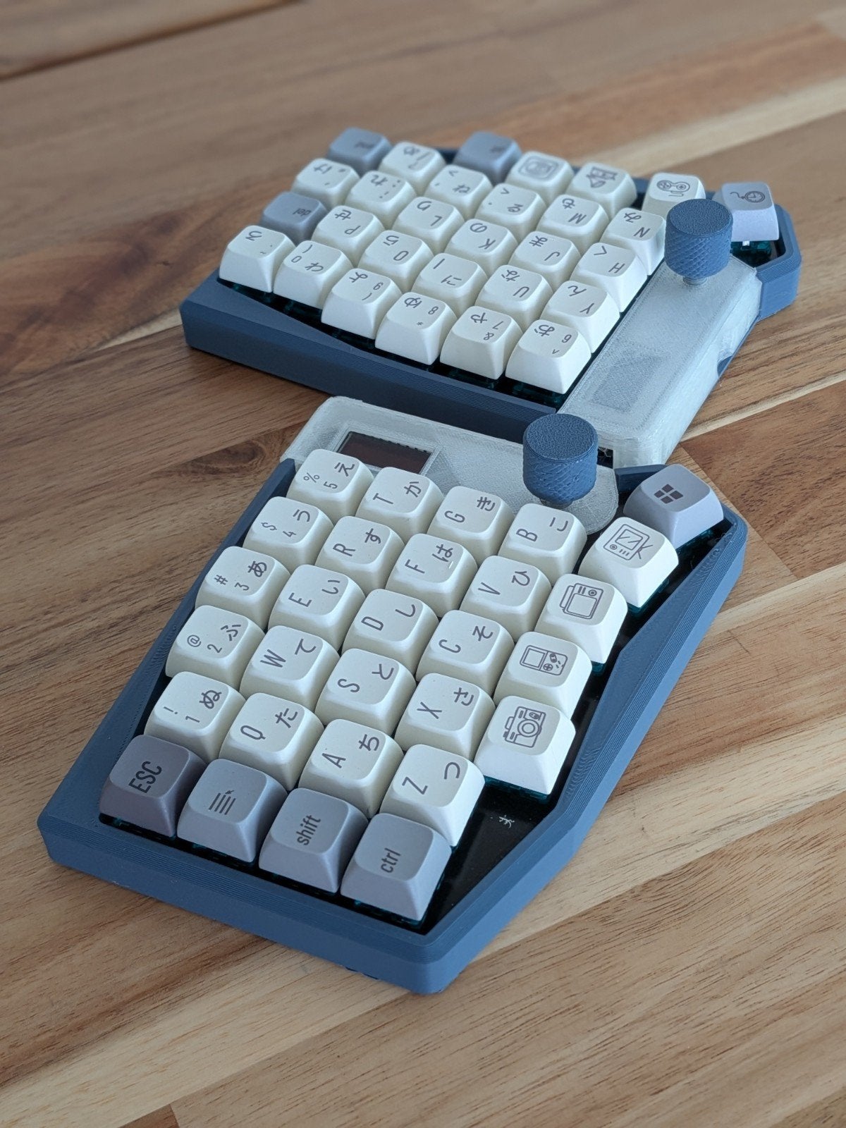 Sofle Toetsenbord - Bulbasaur Tactiele Switches - Hotswap, Ophalen of Verzenden