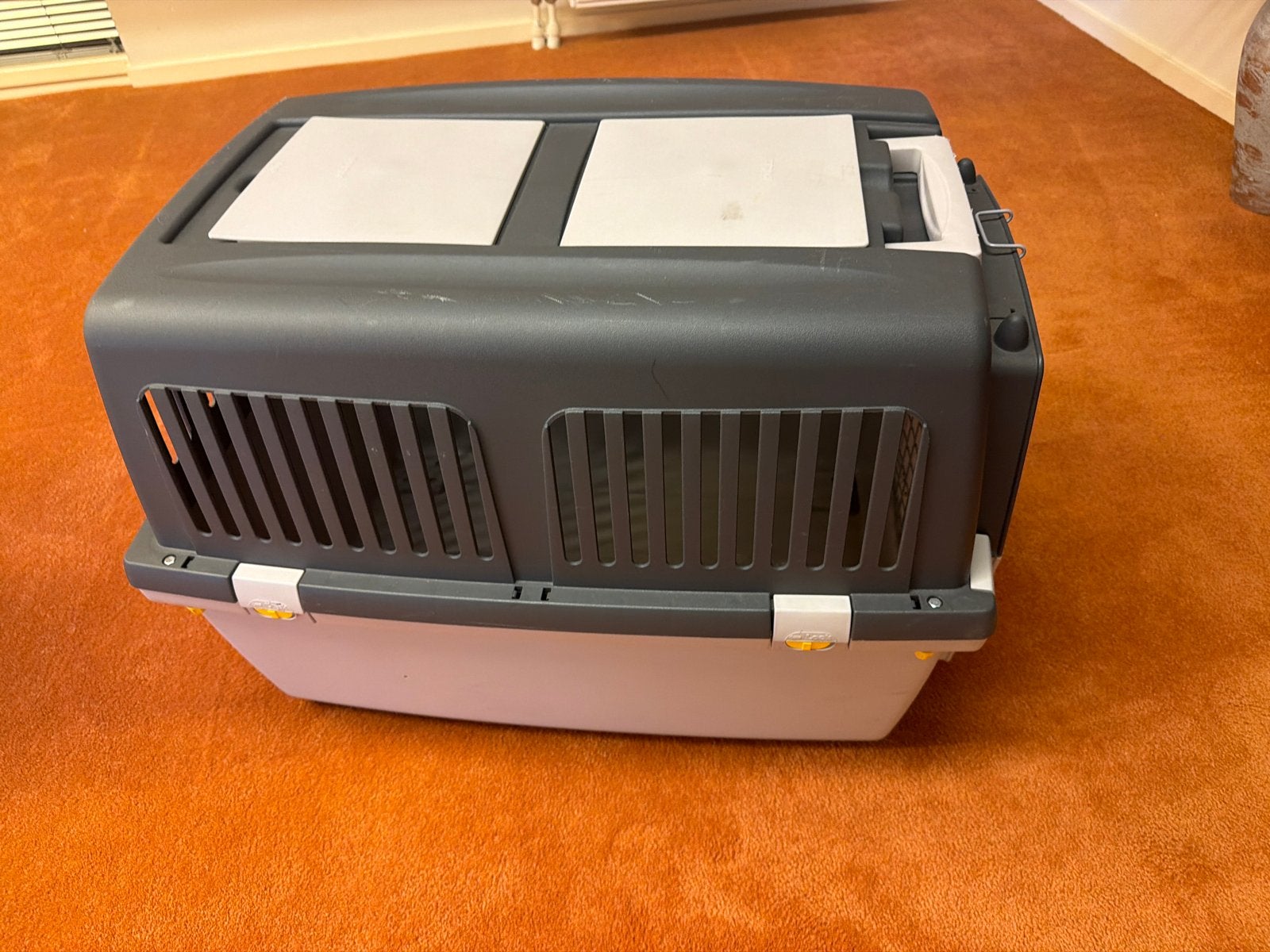 Reisbench hond Gulliver Trixie 4 72x51, Dieren en Toebehoren, Transportboxen, Zo goed als nieuw, Ophalen