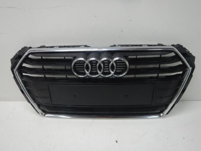 Audi A4 8W Grille, Ophalen of Verzenden, Gebruikt