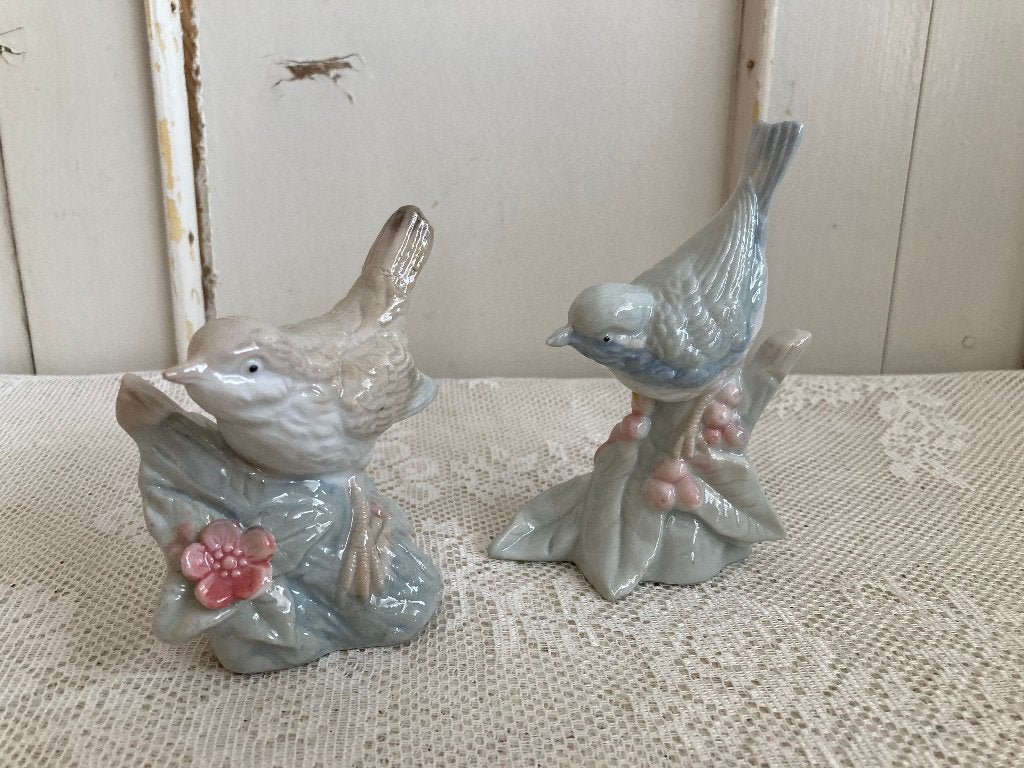 2x Brocante porseleinen vogeltjes, Ophalen