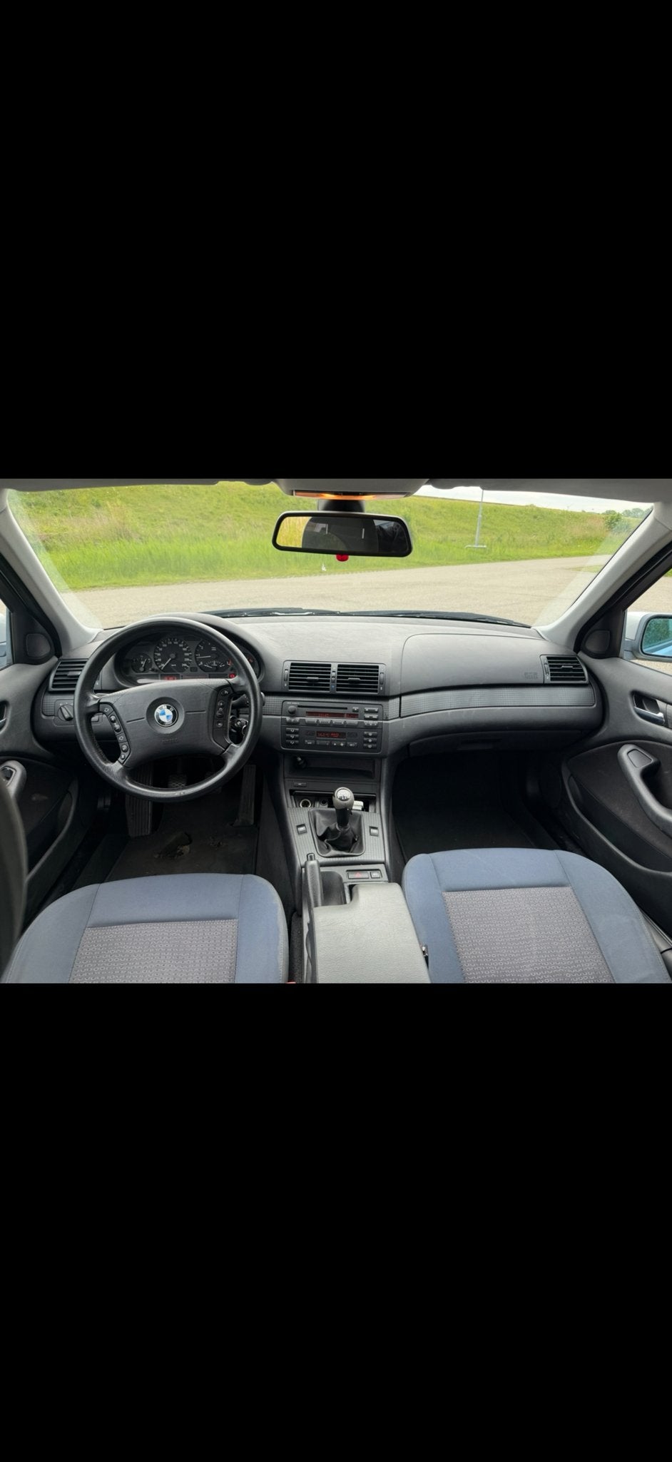 Foto 6 van BMW 3-Serie 1.8 I 316 2002 Grijs