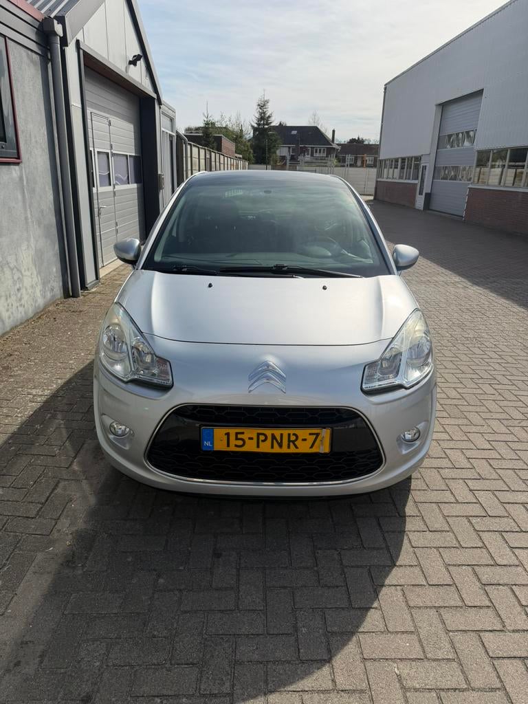 Citroën C3 1.6 VTI 88KW 2011 Grijs, Auto's, Citroën, Voorwielaandrijving, Stof, 40 €/maand, Zwart