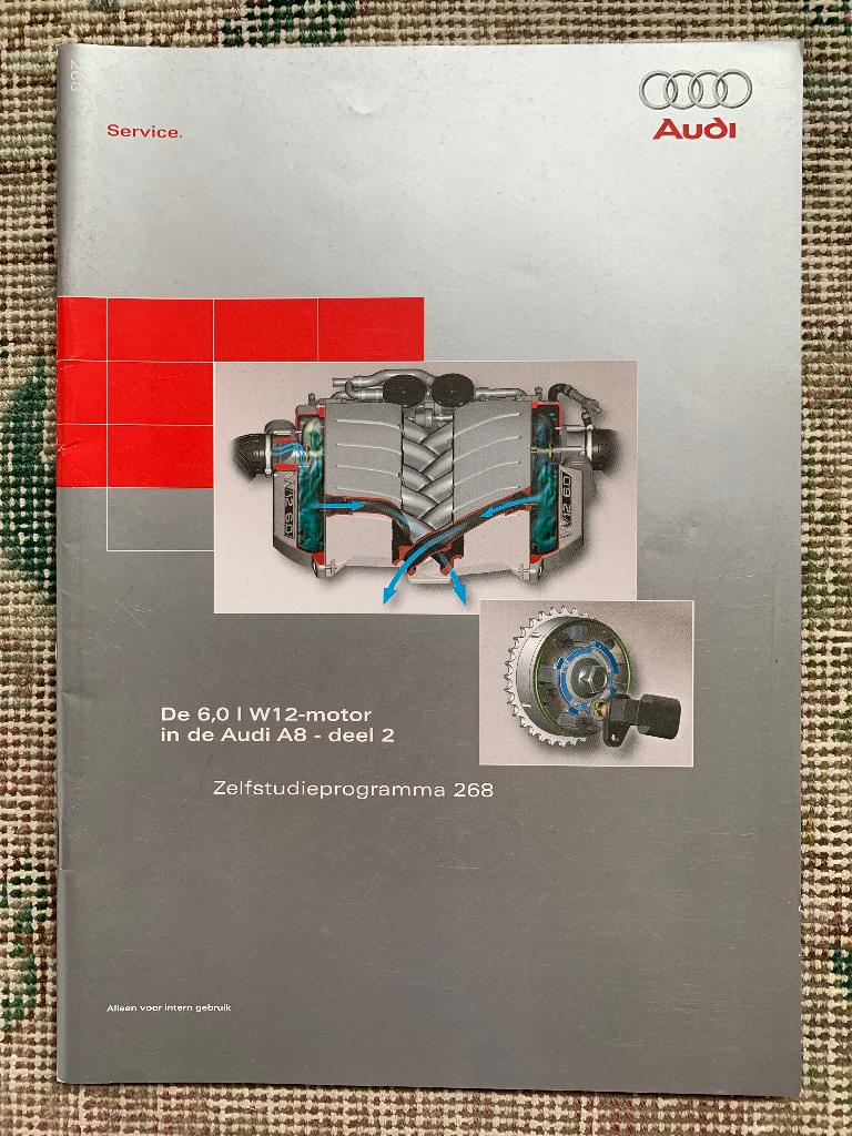 Intern zelfstudieprogramma Audi A8 6.0 l W12 motor 2001 nr.2, Ophalen of Verzenden, Zo goed als nieuw, Audi, Audi