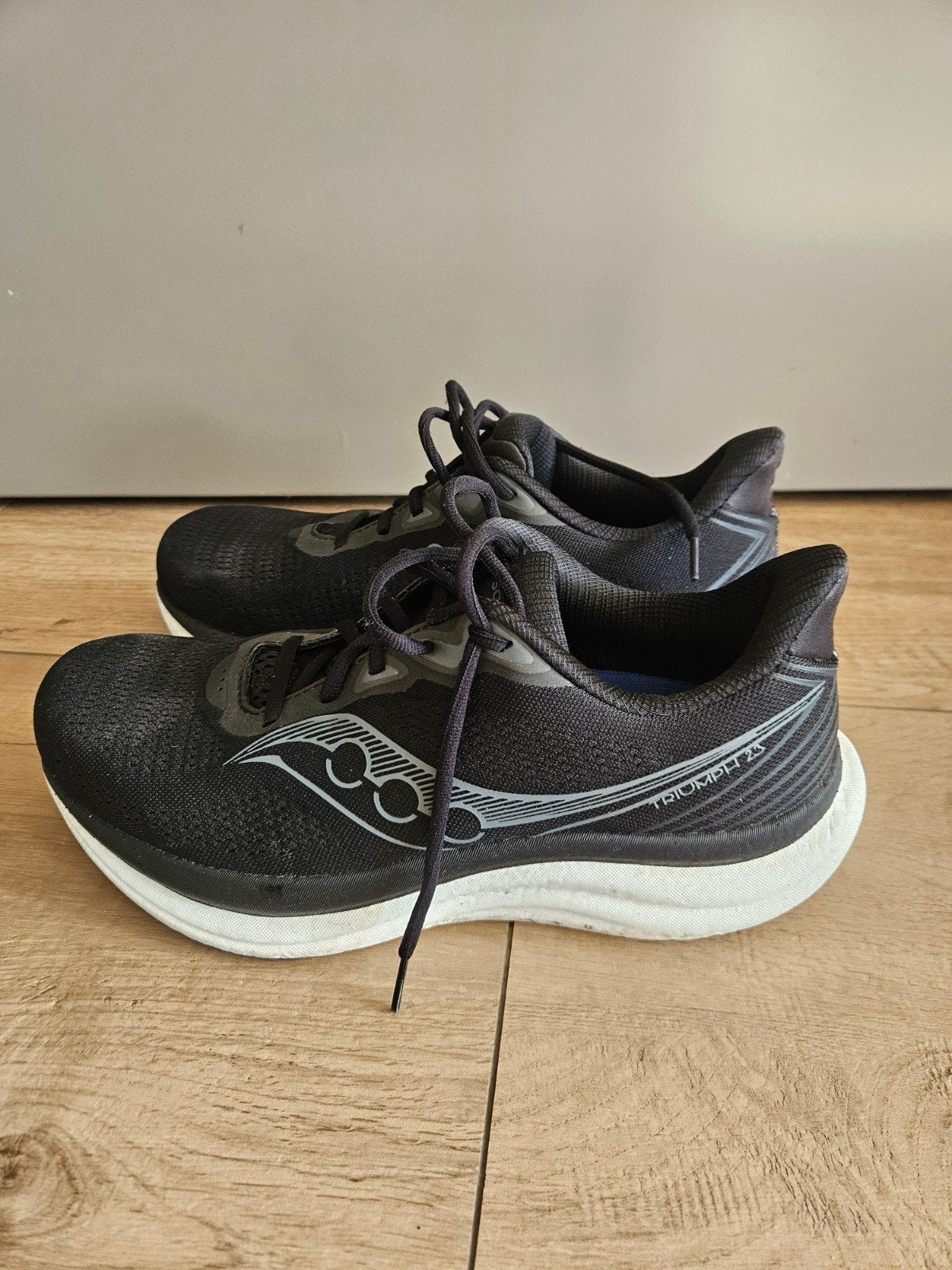 Saucony Triumph 23 Hardloopschoenen - Zo goed als nieuw, Sport en Fitness, Ophalen of Verzenden, Zo goed als nieuw, Saucony