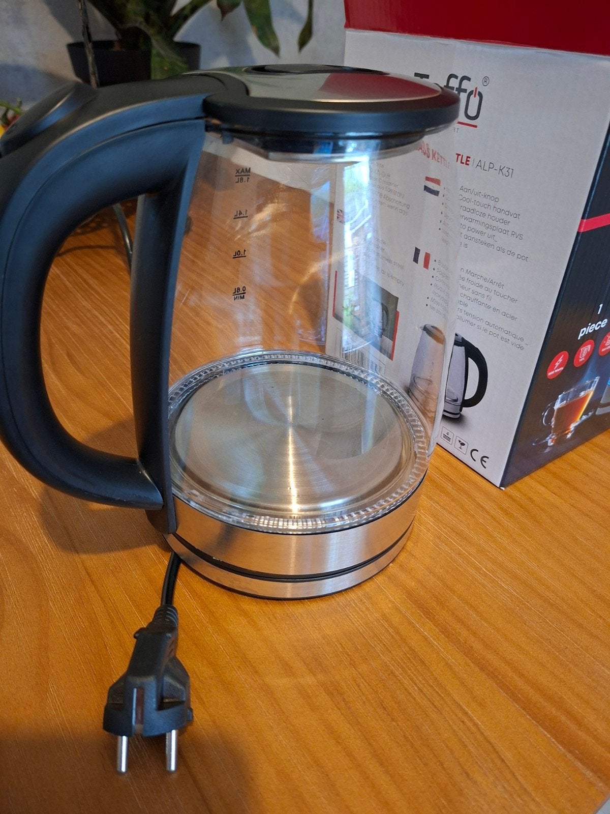 Teffo Elektrische Glazen Waterkoker - Zo goed als nieuw!, 1 tot 2 liter, Ophalen of Verzenden, Zo goed als nieuw