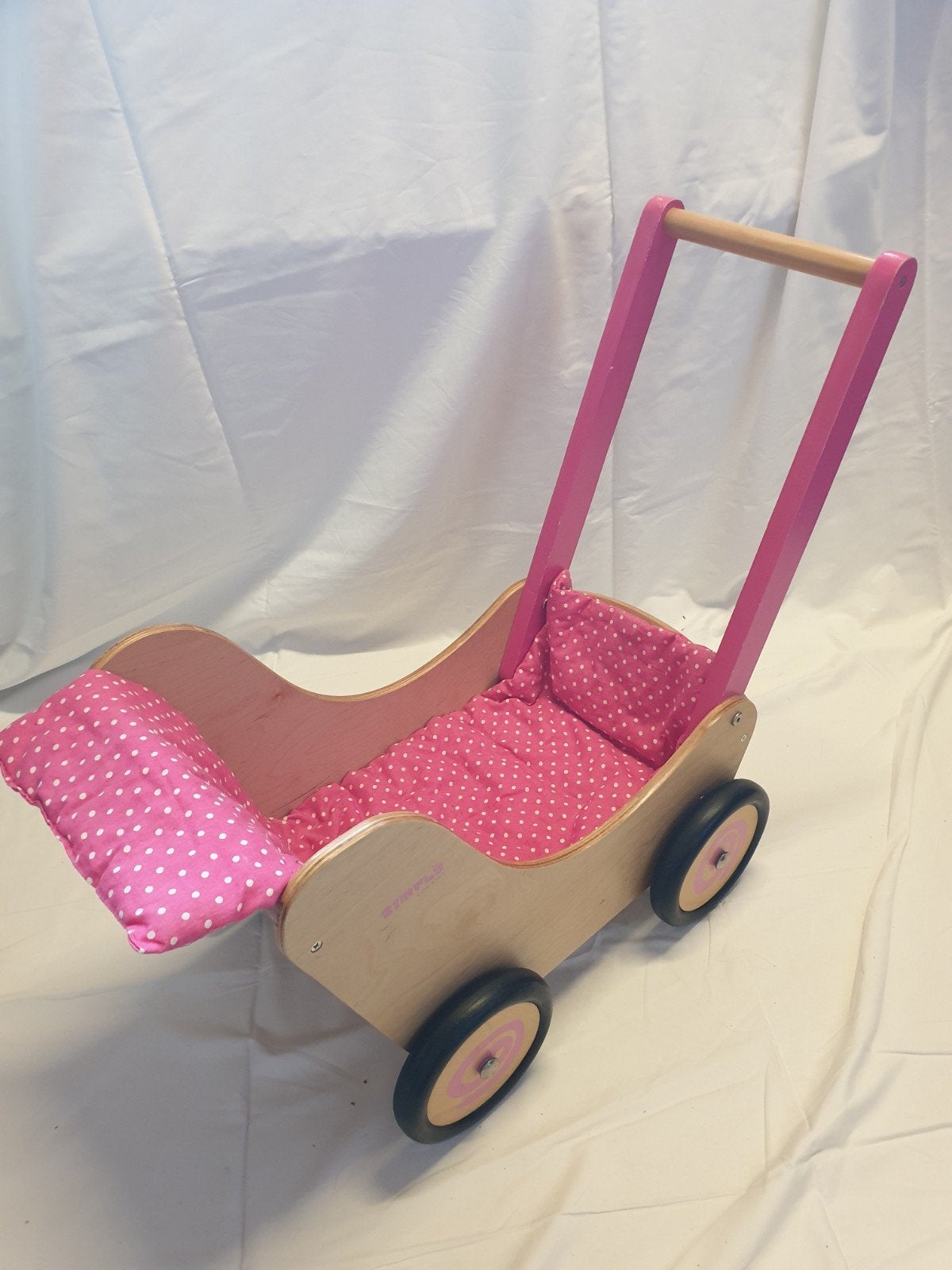 mooie houten poppenwagen met dekentje., Ophalen, Zo goed als nieuw