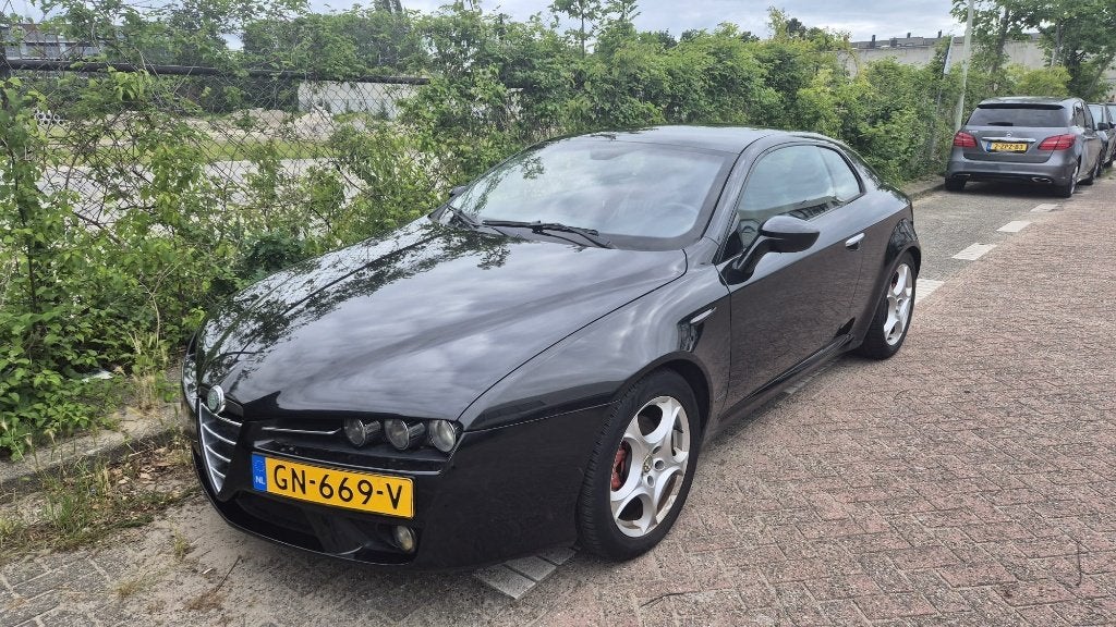 Alfa Romeo Brera 2.2 JTS 2006 Zwart, Auto's, Alfa Romeo, Brera, Zwart, 4 cilinders, 4 stoelen