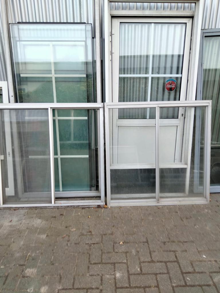 Kozijnen rolluiken screens, Raamkozijn, Zo goed als nieuw, Hout, Ophalen