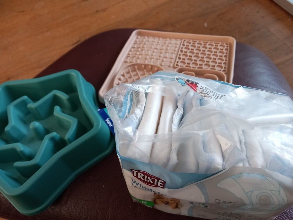 hondenluiers, antischrokbak en likmat, Ophalen of Verzenden, Nieuw