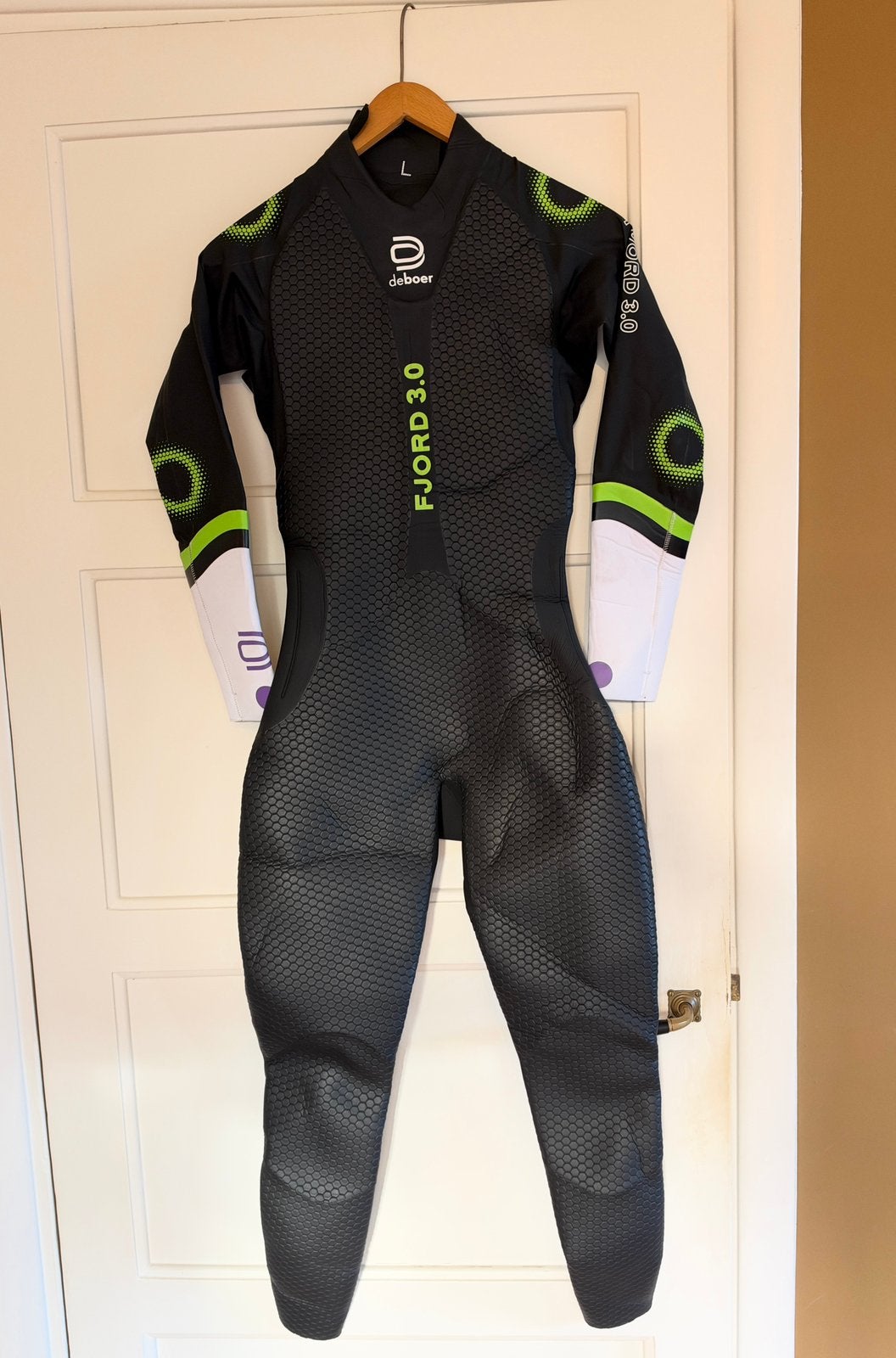 DeBoer Fjord 3.0 wetsuit | maat L | ongedragen, Watersport en Boten, Ophalen of Verzenden, Zo goed als nieuw, Dame of Heer, Wetsuit