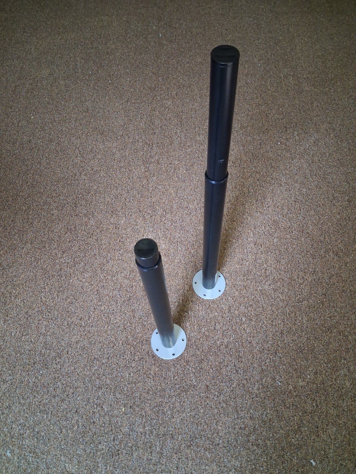 Ikea olov tafelpoten verstelbaar 60 _ 90 cm kleur zwart 2 st, Huis en Inrichting, Ophalen, Nieuw