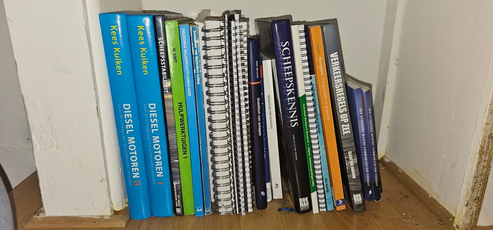 Schoolboeken Maritiem Officier Alle Schepen MBO 4, Ophalen of Verzenden, Zo goed als nieuw, Overige niveaus