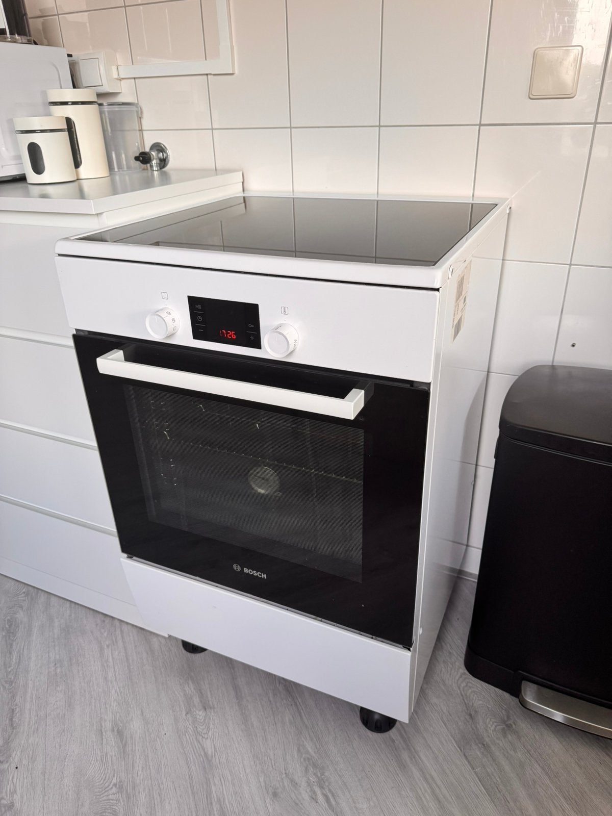 Bosch fornuis - inductie en oven in één, Ophalen, Gebruikt, Warmhoudplaat, 4 kookzones