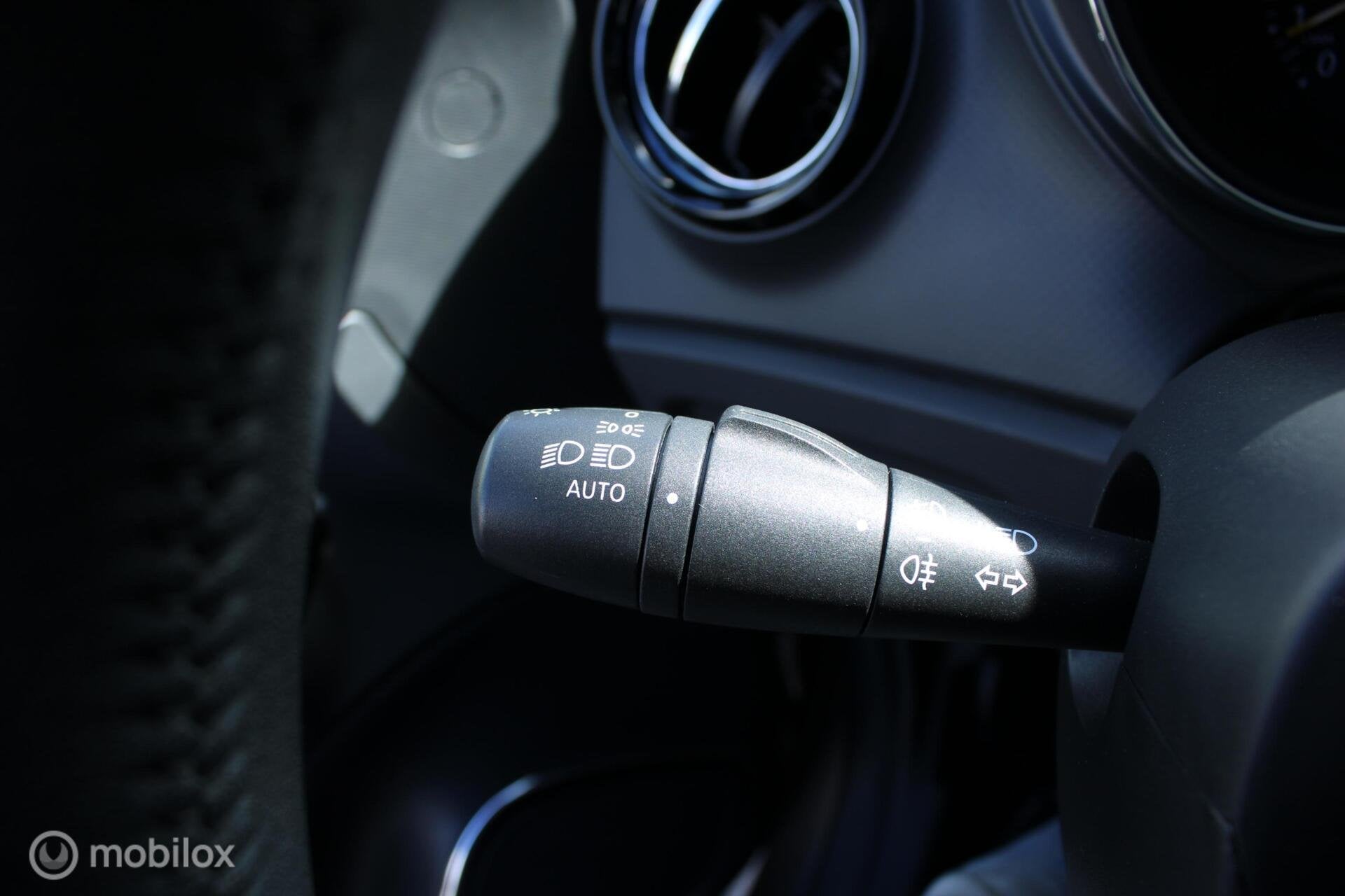 Foto 20 van Renault Captur 0.9 TCe Camera|Stoel verw.|Keyless