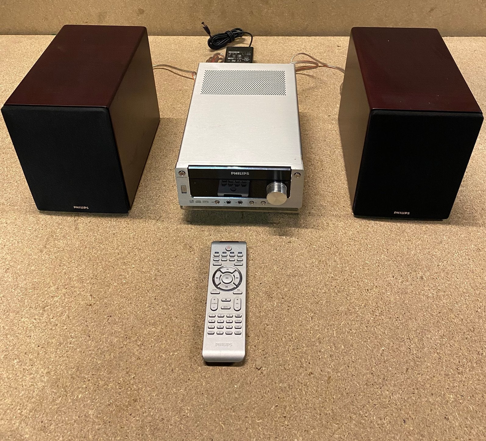 Philips mcm770/12 versterker, Overige merken, Gebruikt, Ophalen of Verzenden, 120 watt of meer