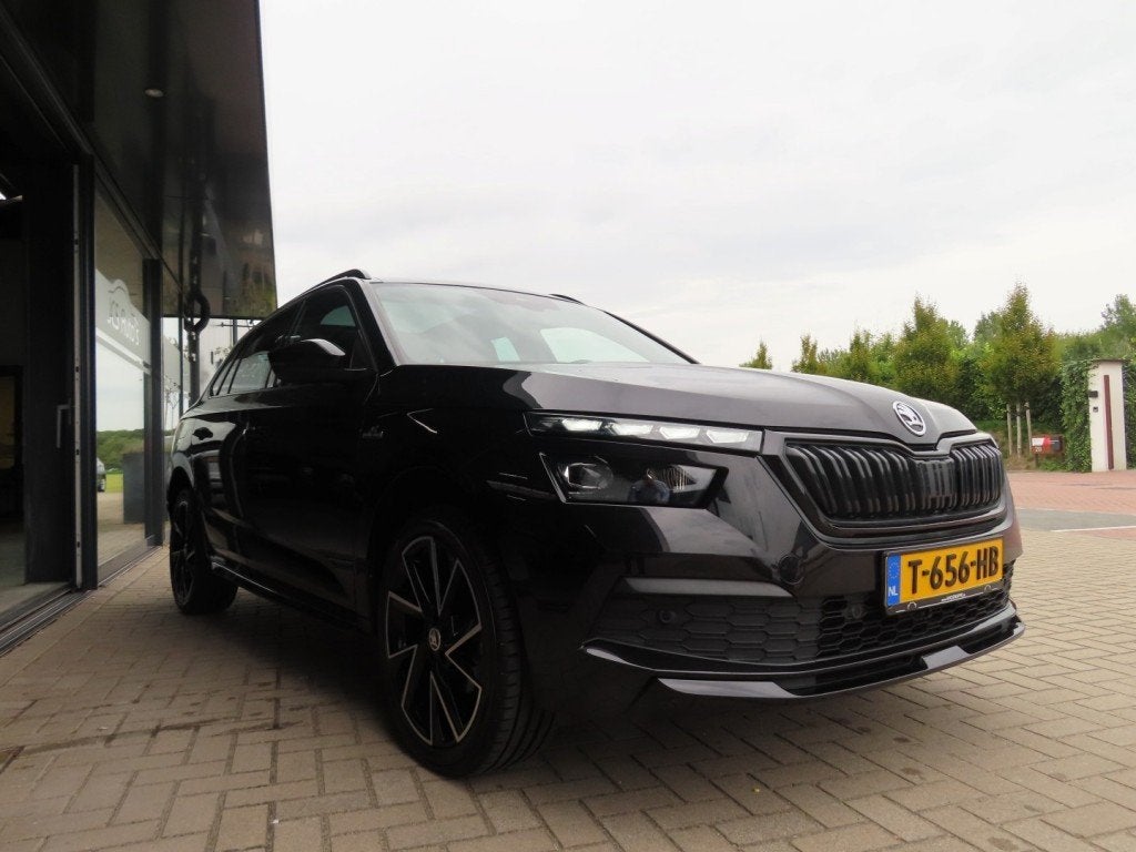 Skoda KAMIQ 1.0 TSI DSG Monte Carlo Ecc Pano Led 2x Pdc Trek, Auto's, 1160 kg, Lane Keeping Assist, Gebruikt, Euro 6