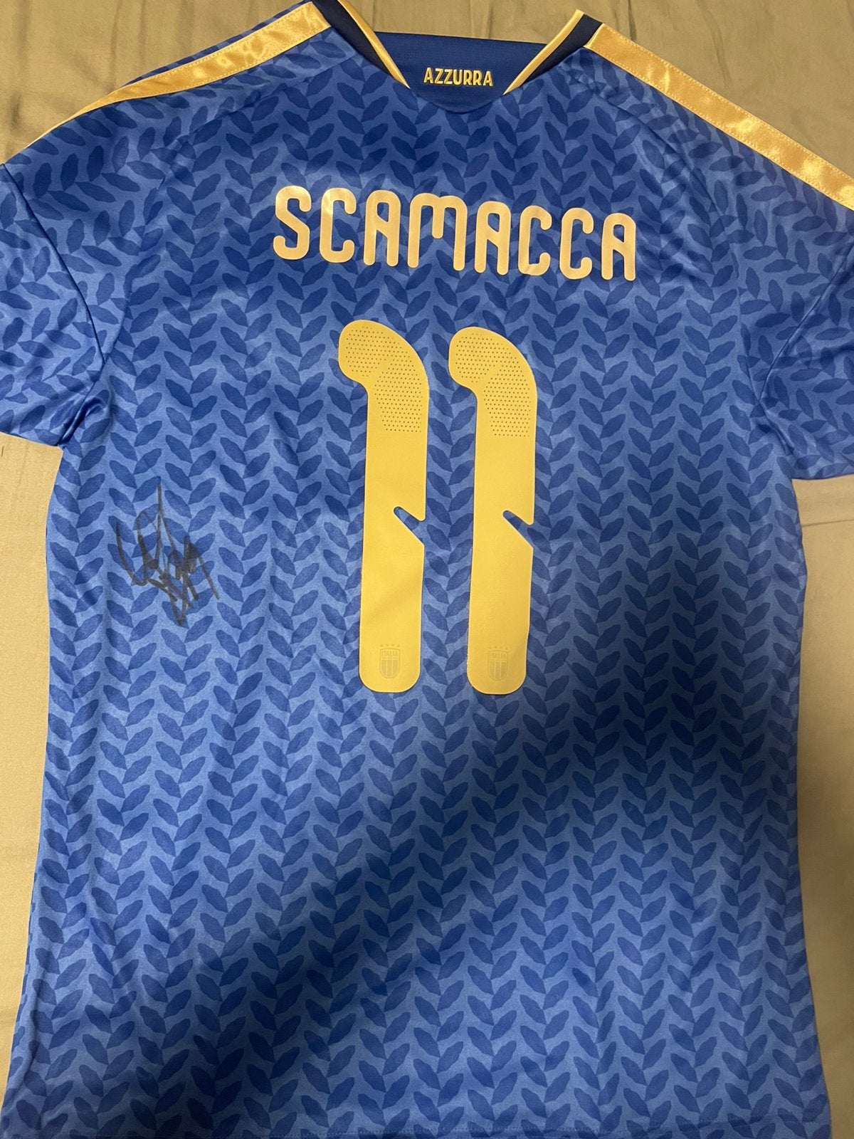 Gesigneerd Italie 2026 thuis shirt Scamacca, Ophalen of Verzenden, Zo goed als nieuw, Buitenlandse clubs, Shirt