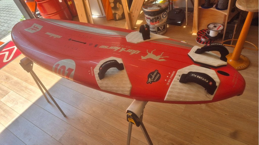 Future Fly Dark Horse 107, Niet ingevuld, Niet ingevuld, Niet ingevuld