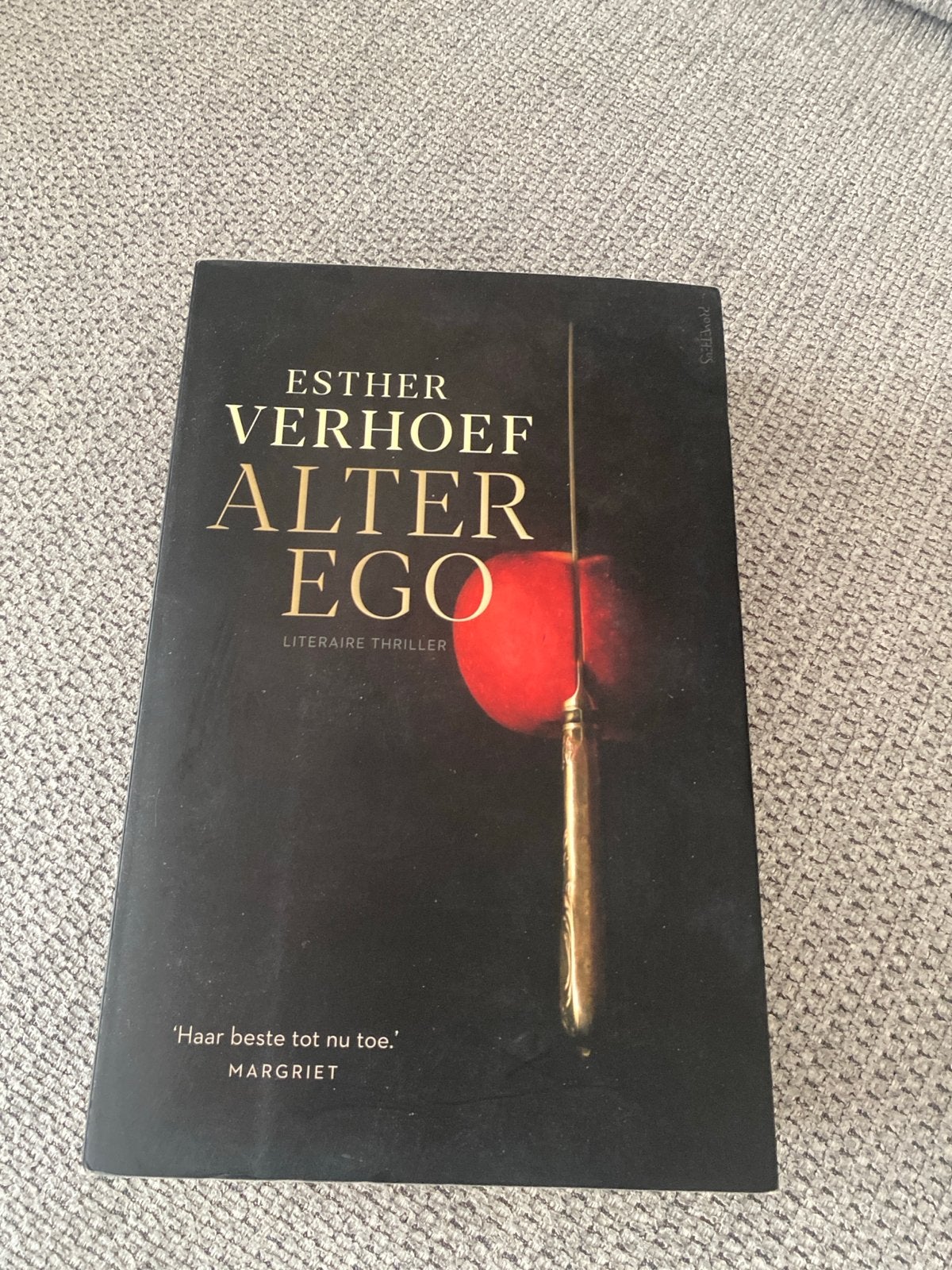 Esther Verhoef - Alter Ego (Literaire thriller), Ophalen of Verzenden, Zo goed als nieuw, Nederland