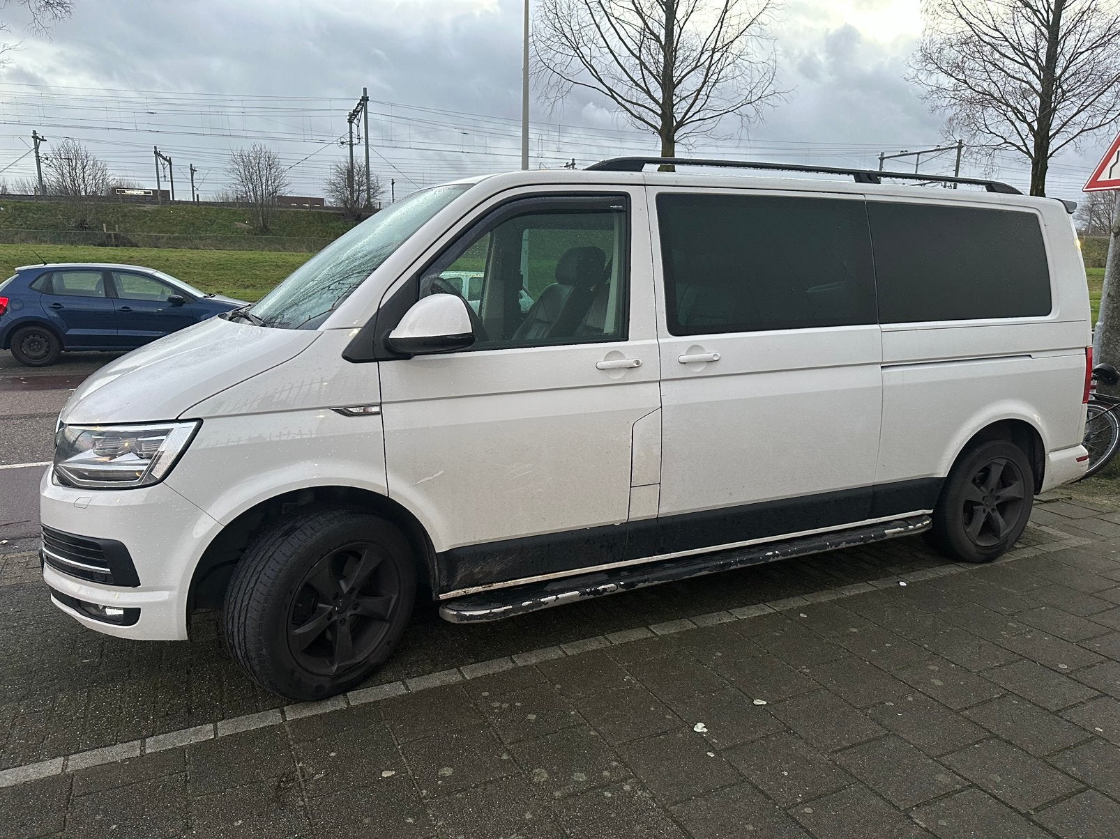 Comfortabel dubbel cabine Volkswagen Transporter 2.0 TDI, 4 cilinders, Origineel Nederlands, Diesel, 6 stoelen