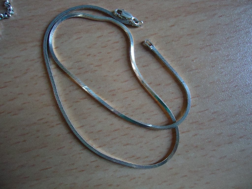 mooi echt zilveren kettinkje slang vierkant niet rond 42,5cm, Ophalen of Verzenden, Zo goed als nieuw, Zilver, Zilver
