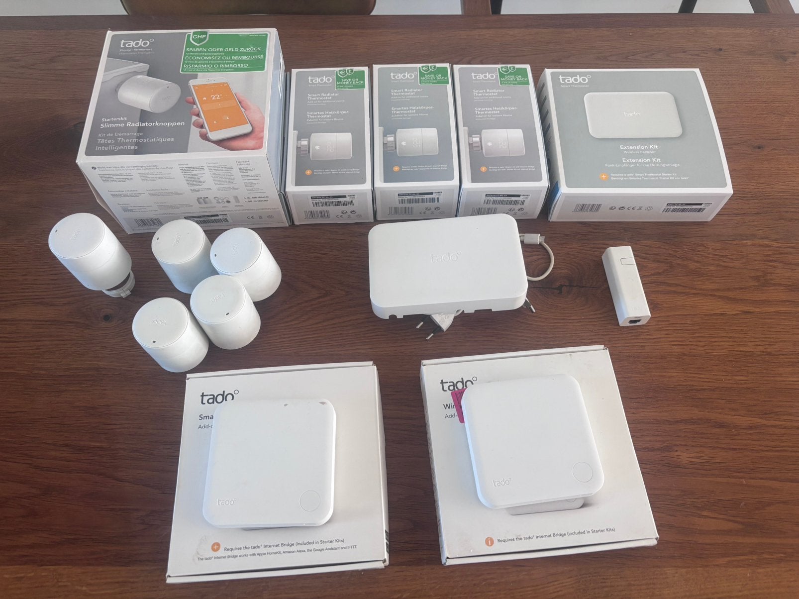 Complete Tado V3+ Set: 5x Knop, 2x Thermostaat + Bridge, Doe-het-zelf en Verbouw, Ophalen, Slimme thermostaat, Gebruikt