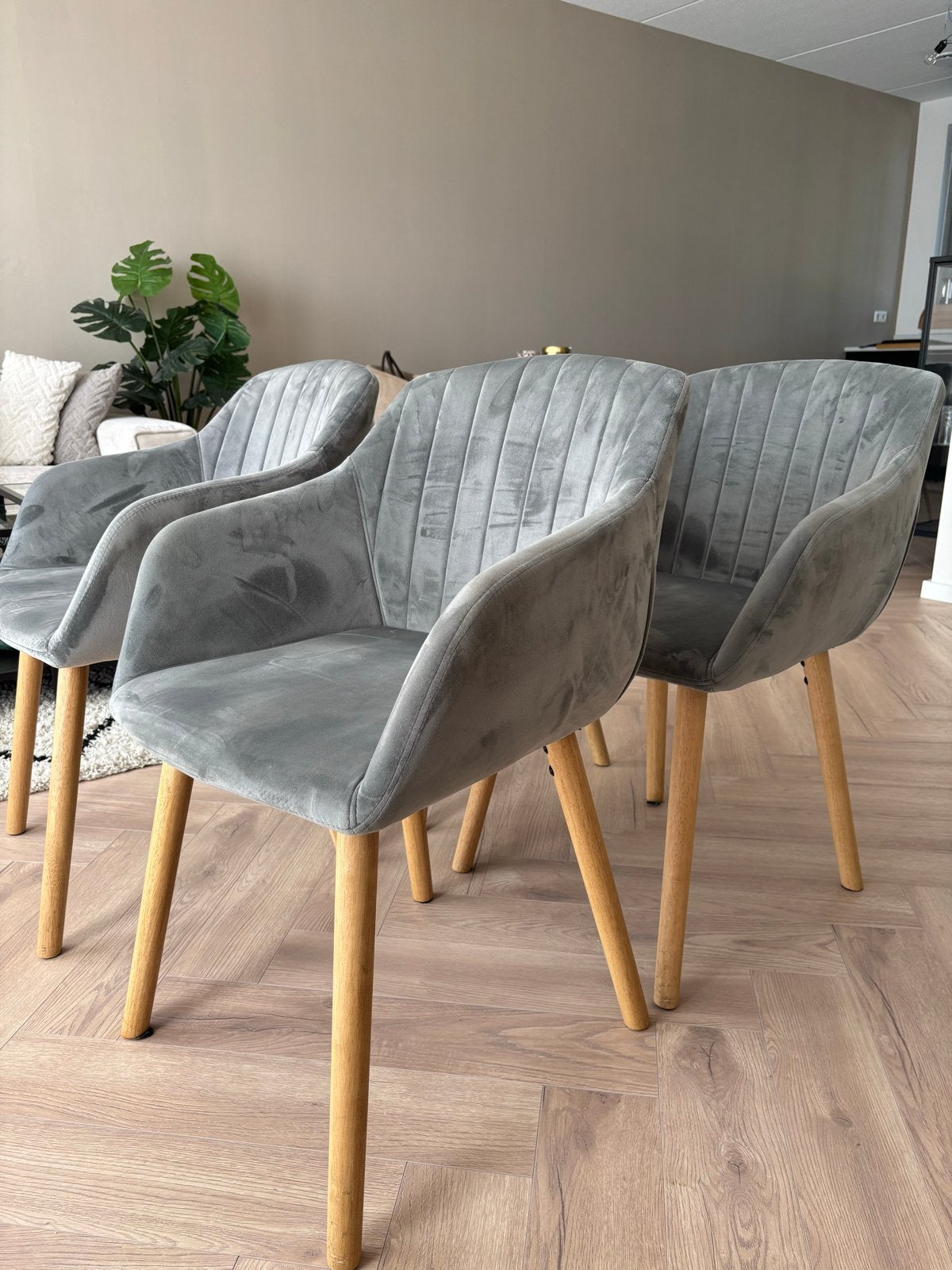 4x Jysk eetkamerstoelen, zo goed als nieuw, Ophalen, Zo goed als nieuw, Vier, Stof