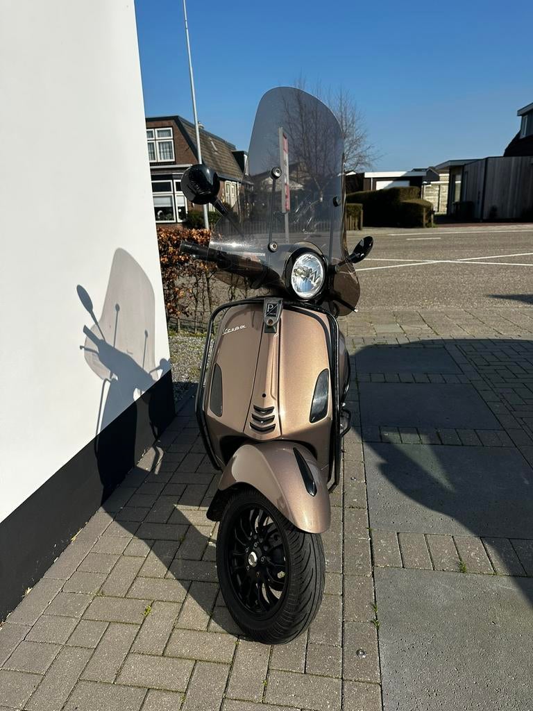 Vespa Primavera | blauw kenteken | Bouwjaar 2016, Ophalen, Gebruikt, Benzine, Vespa