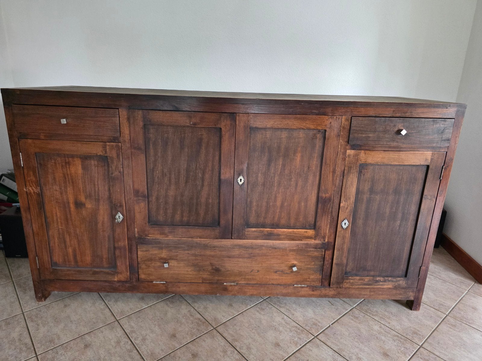 Massief houten dressoir met lades en deuren, Huis en Inrichting, Gebruikt, Met lade(s), Ophalen of Verzenden, 200 cm of meer