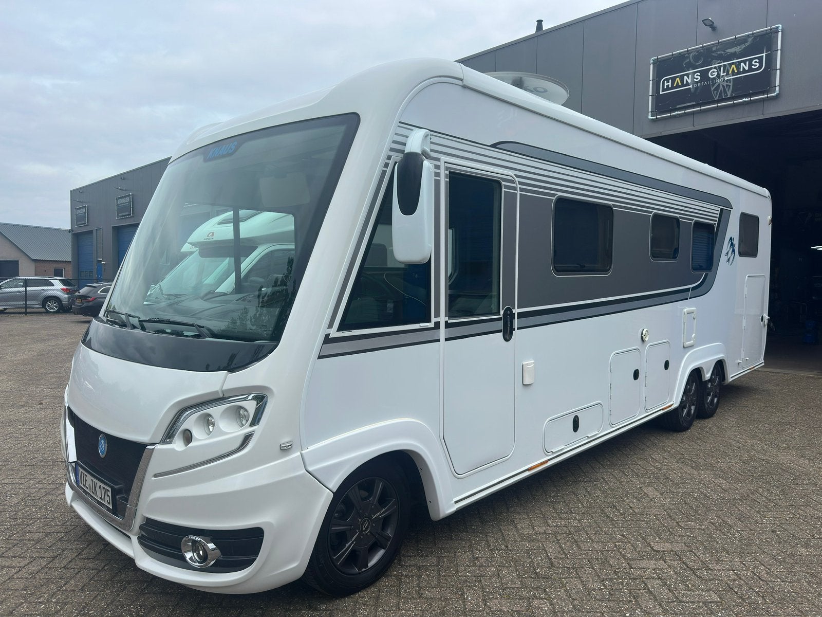 Caravans And Camping Knaus