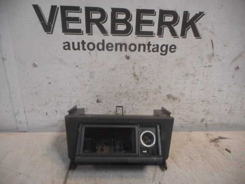 ASBAK VOOR Mercedes-Benz C (W202) (01-1993/05-2000), Gebruikt, Mercedes-Benz AG, Ophalen of Verzenden, Dialog.mb@mercedes-benz.com