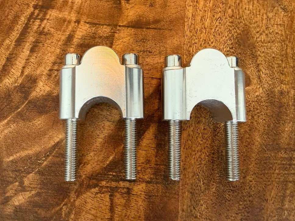 Stuurverhogers 25mm Aluminium voor 22mm stuur nieuw., Motoren, Ophalen of Verzenden, Nieuw