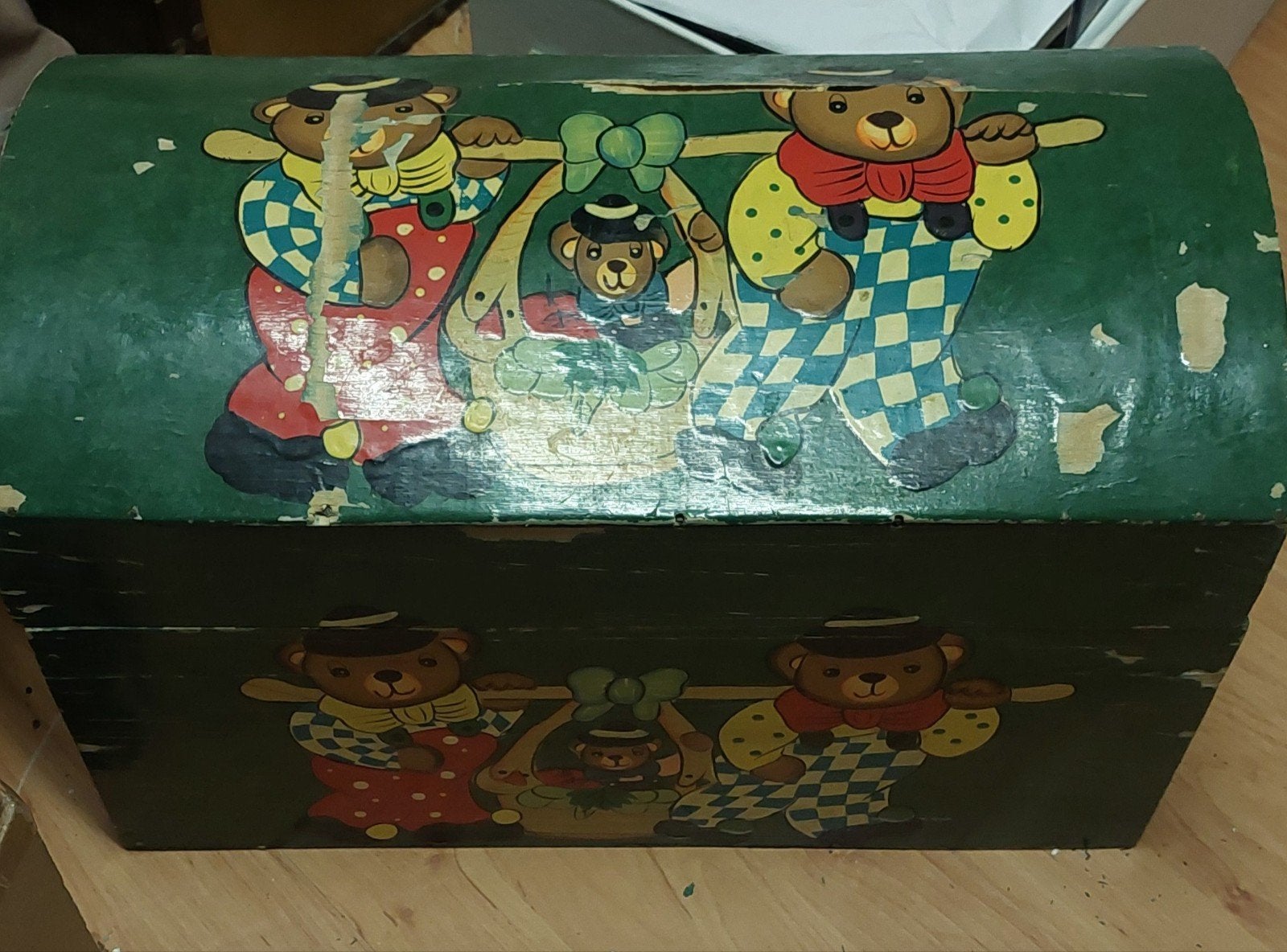 Oude houten kist met berenprint - Vintage speelgoedkist, Ophalen, Gebruikt, 50 tot 100 cm, 5 – 50