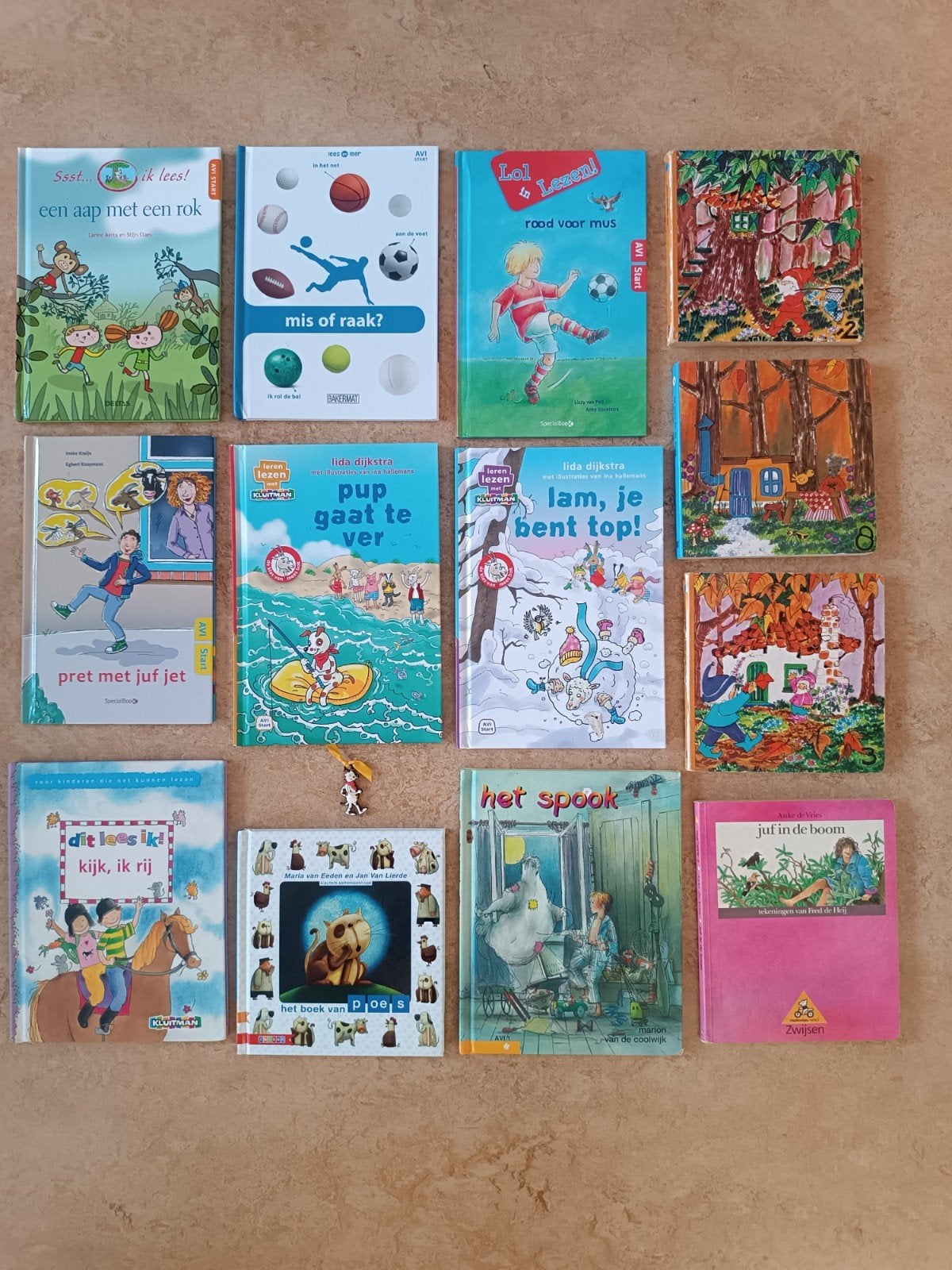 12 leesboekjes Avi start en Avi 1 - Groep 3 / Leerjaar 1, Boeken, Ophalen of Verzenden, Zo goed als nieuw, Fictie algemeen