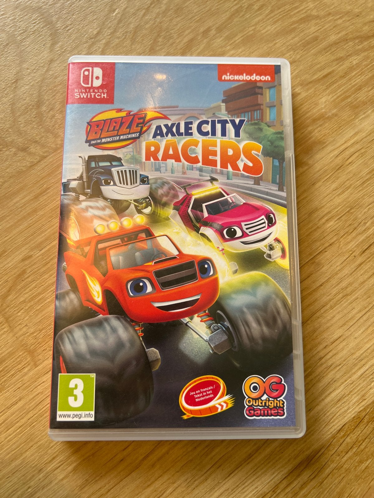 Blaze and the Monster Machines: Axle City Racers Switch, Ophalen, Racen en Vliegen, Eén computer, Zo goed als nieuw