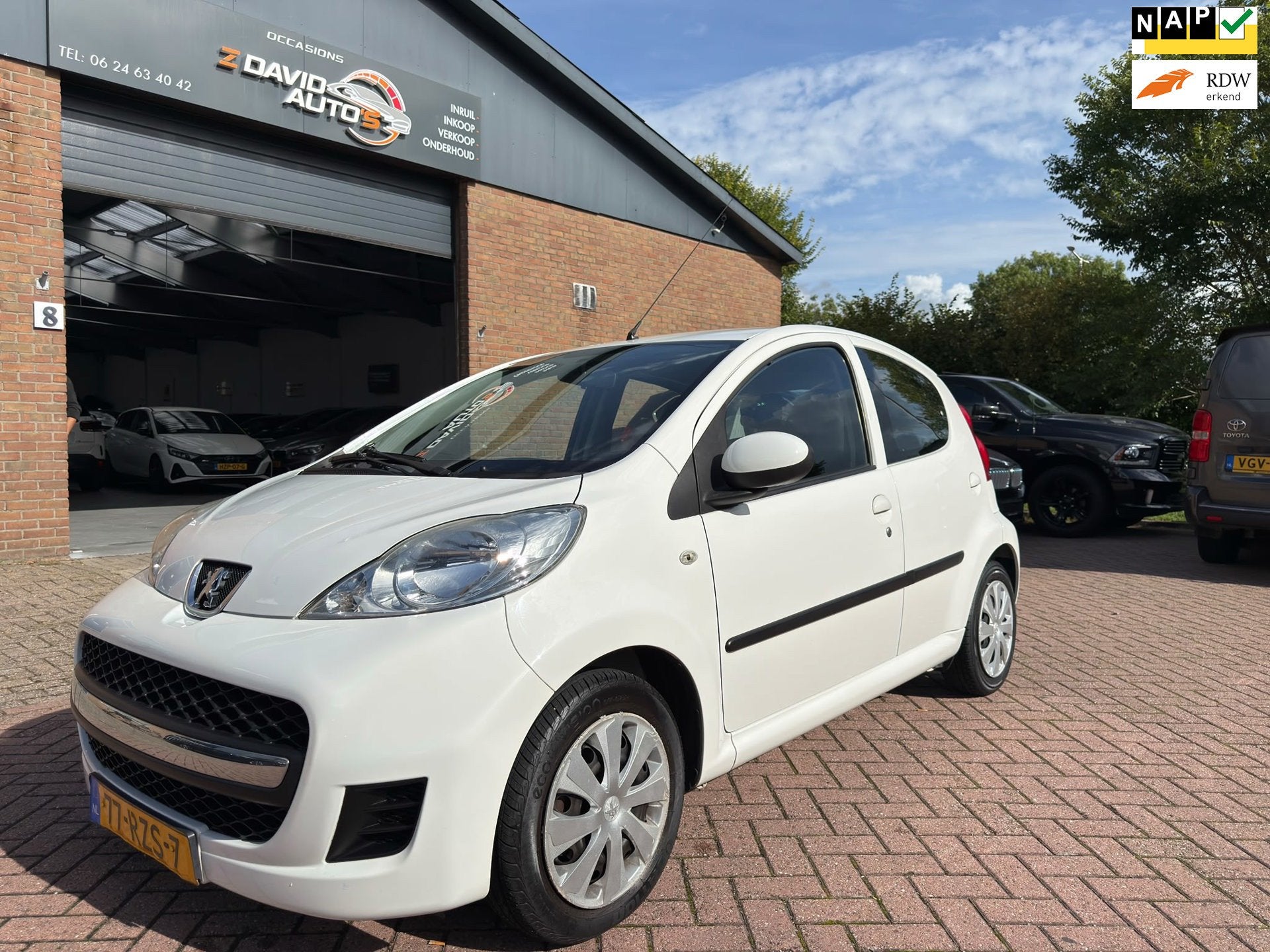 Peugeot 107 1.0-12V XS automaat / airco, Auto's, Euro 5, Gebruikt, 4 stoelen, Origineel Nederlands