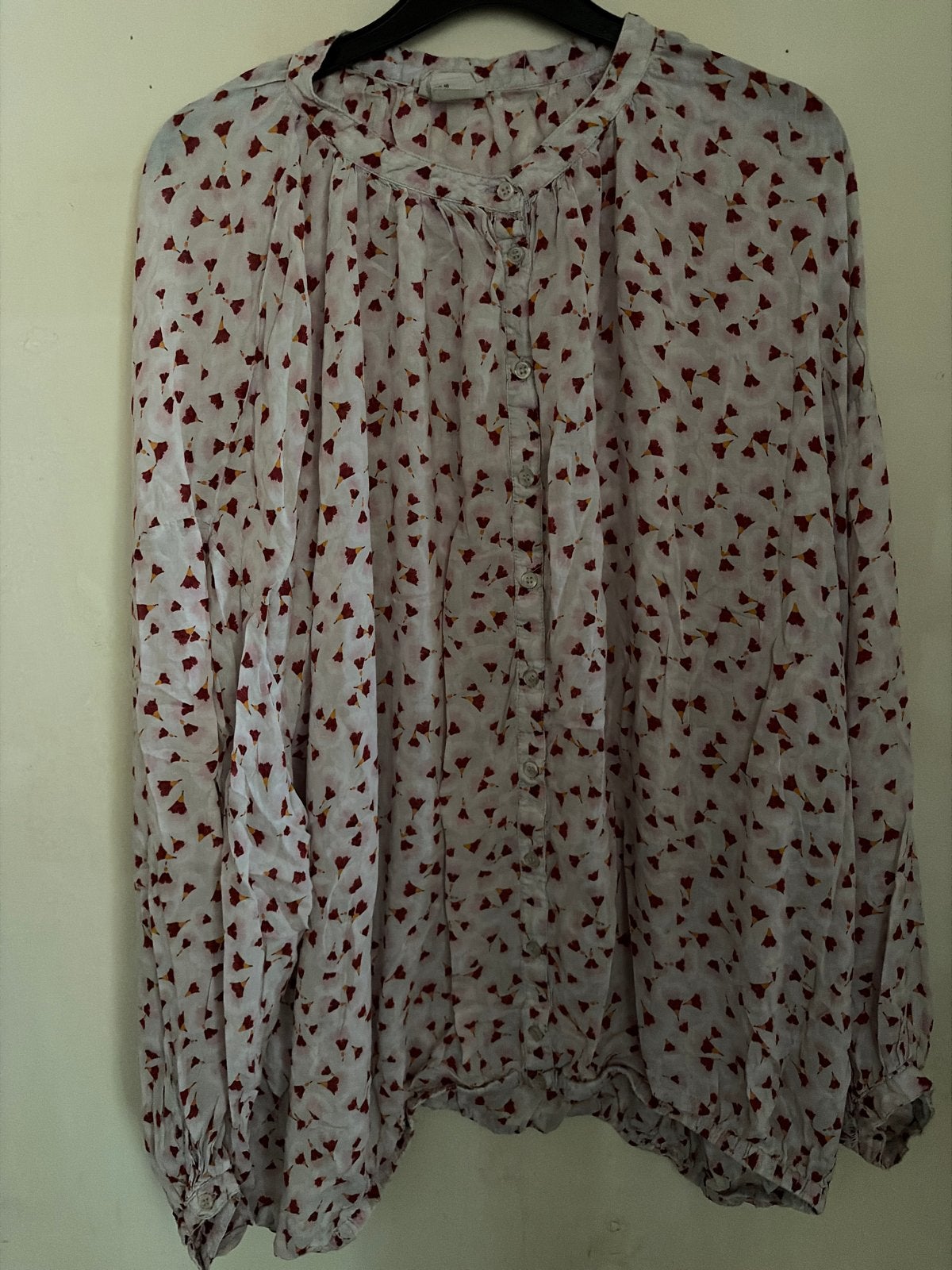 Witte blouse met rode bloemenprint, Ophalen of Verzenden, Gedragen, Maat 46/48 (XL) of groter, Wit
