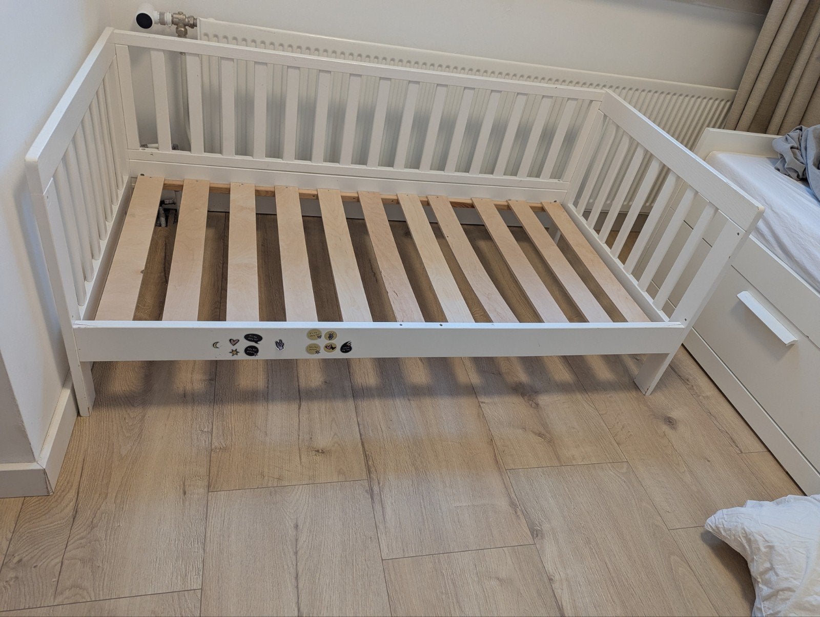 Houten kleuterbed 145x75 cm inclusief matras, Gebruikt, 70 tot 85 cm, 140 tot 160 cm, Ophalen