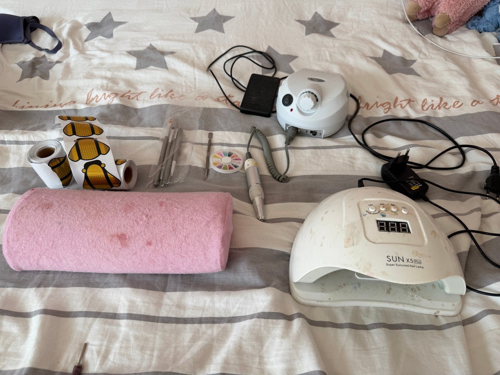 Nagelset: UV/LED lamp, nagelfrees en accessoires, Ophalen of Verzenden, Gebruikt, Verzorging