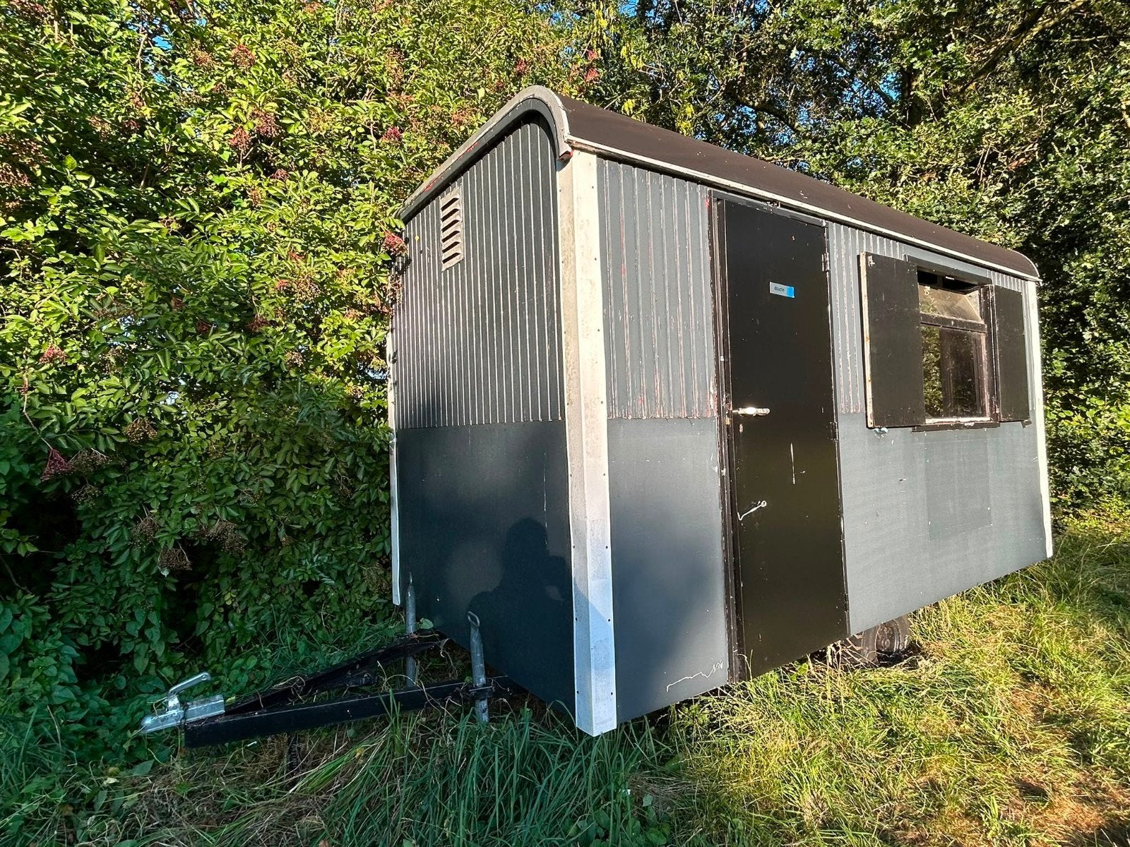 Compacte pipowagen / bouwkeet/ schaftwagen, Ophalen of Verzenden, Gebruikt