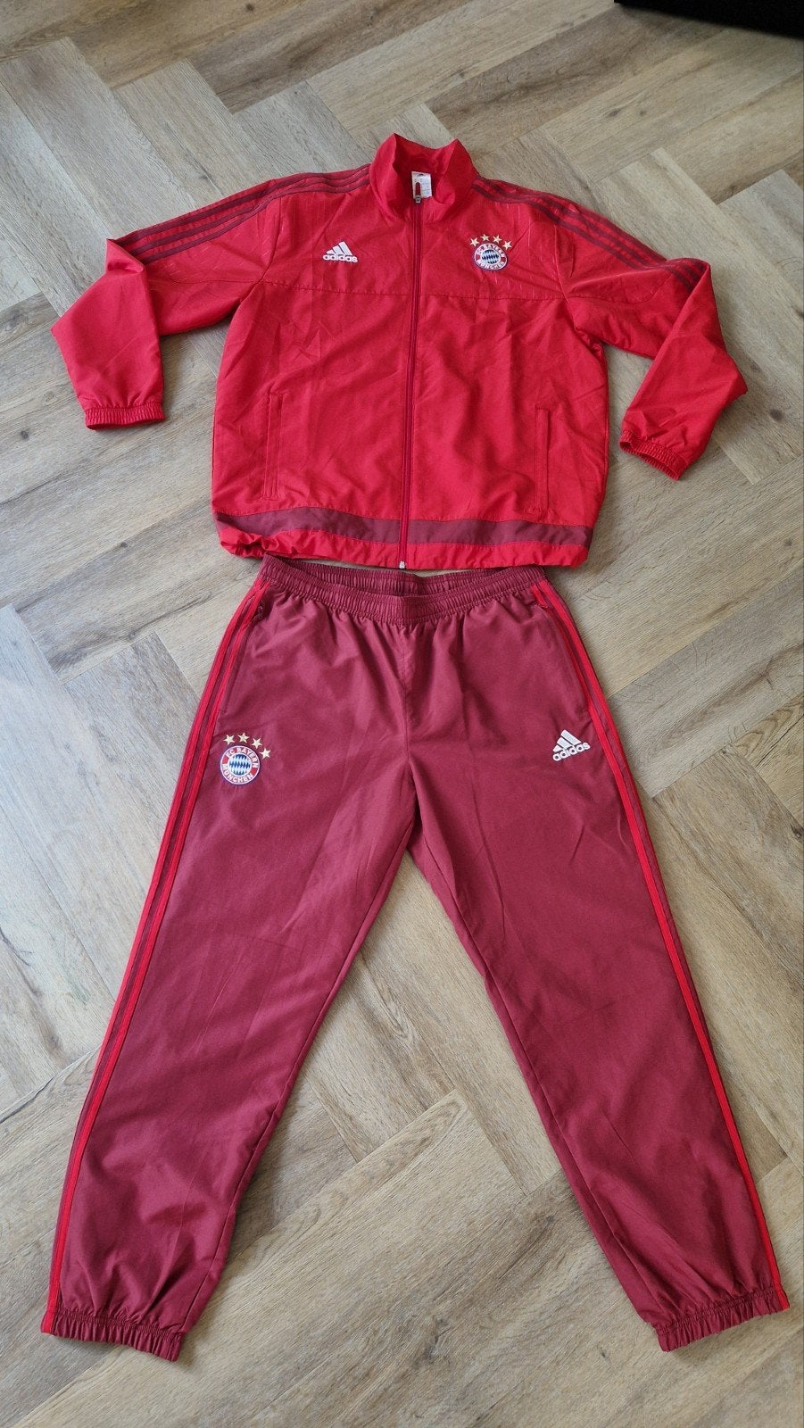 Bayern München trainingspak 2015 - Maat XL, Maat 56/58 (XL), Ophalen of Verzenden, Zo goed als nieuw, Adidas
