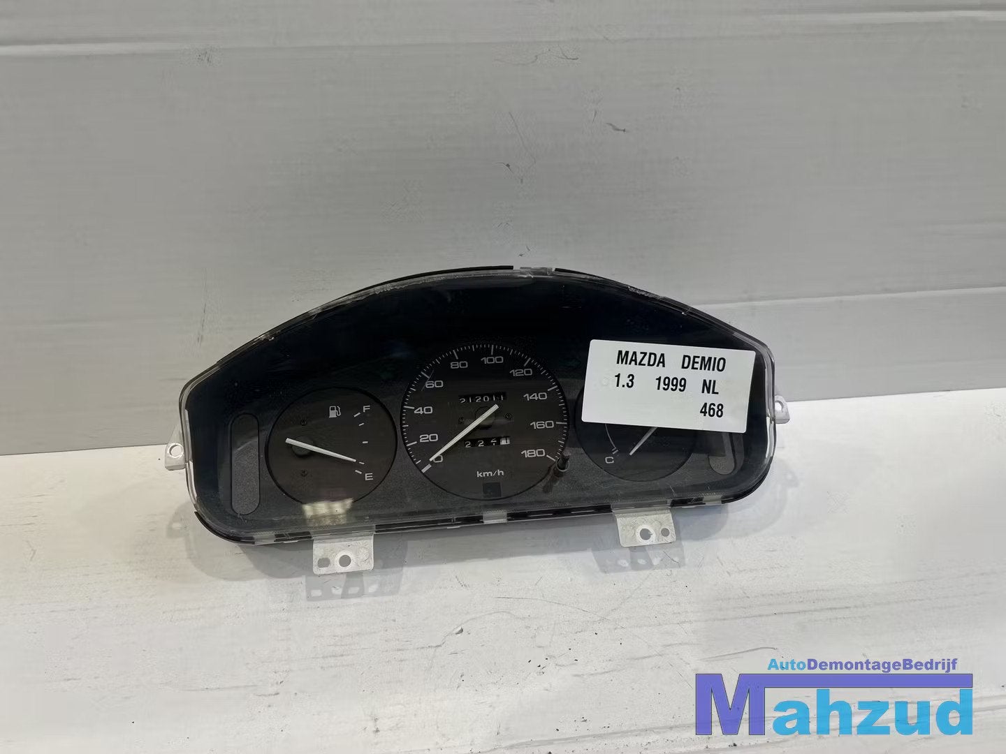 MAZDA DEMIO km teller 1996-2003, Auto-onderdelen, Gebruikt, Shinchi, Fuchu-Cho 3-1
730-8670  Hiroshima, Mazda Motor Corporation