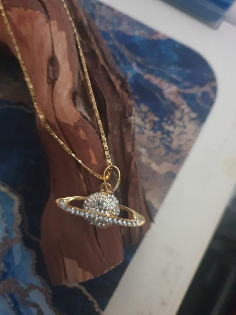 Zeer mooie uitstraling ketting, Ophalen of Verzenden, Zo goed als nieuw, Overige materialen