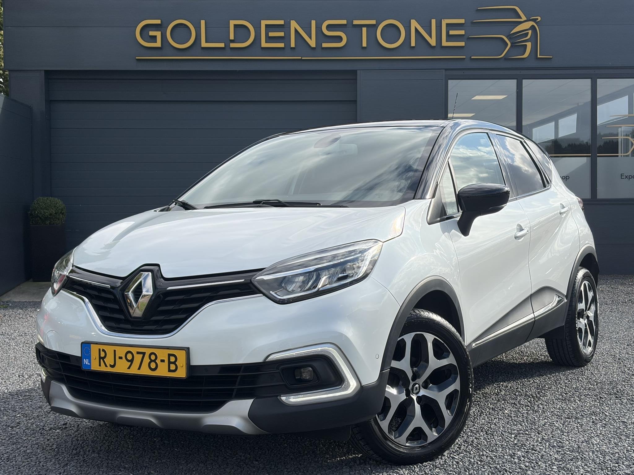 Renault Captur 0.9 TCe Intens ✓1e Eigenaar✓Camera ✓Key, Auto's, Voorwielaandrijving, Stof, Gebruikt, Euro 6