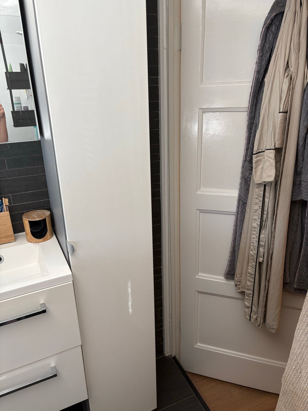 IKEA Enhet badkamerkast - Hoog en smal, Ophalen, (Half)hoge kast, Minder dan 50 cm, Zo goed als nieuw